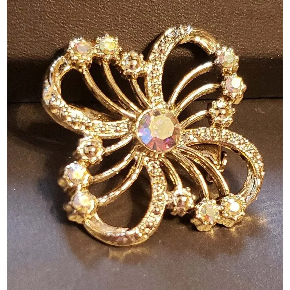 Sparkly Flower Brooch Mid-Century Rhinestone Pin Vintage Floral Gold-tone fb1-97